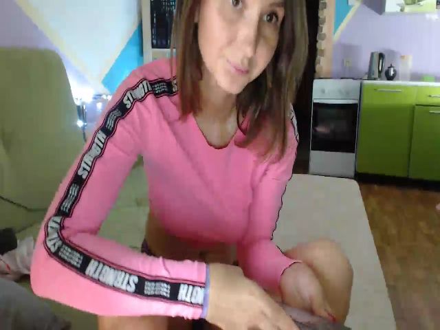 Live sex webcam photo for NikkiKiss_ #266641118