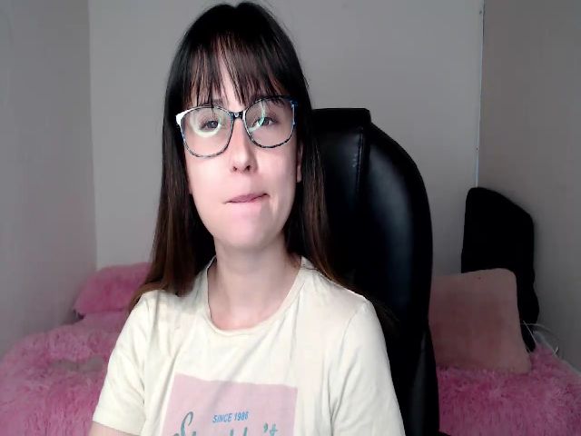 Live sex webcam photo for Paulette655 #266594139