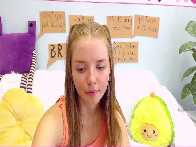 Live sex webcam photo for CaNaDaDi #266920093