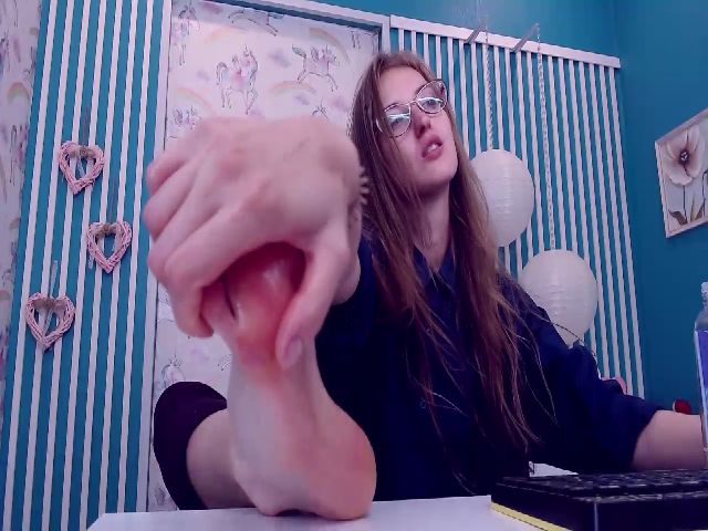 Live sex webcam photo for JennyLovelyS #266677255