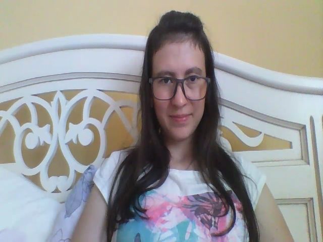 Live sex webcam photo for JUST7U #266689068