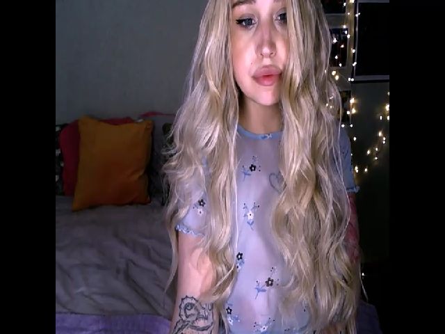 Live sex webcam photo for Shy_Girll_ #266688790