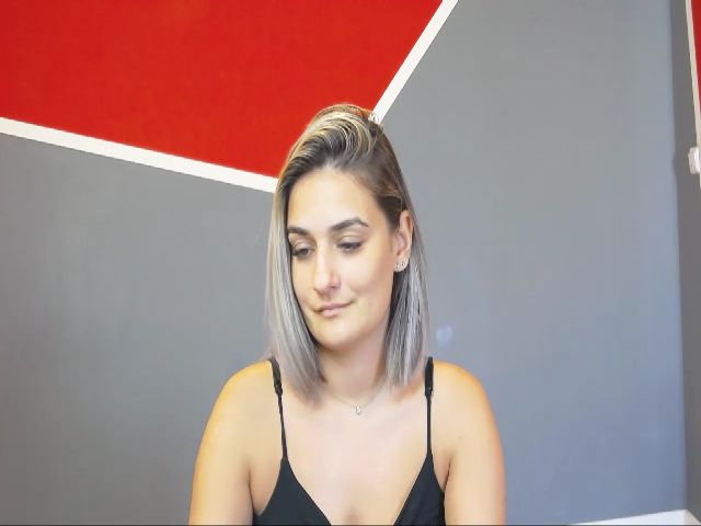 Live sex webcam photo for SecretAmber #266717391