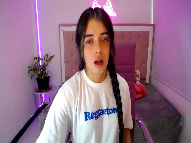 Live sex webcam photo for Ani_paris #266826946