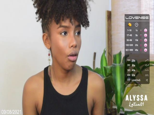 Live sex webcam photo for LatinAlyssa #266891893