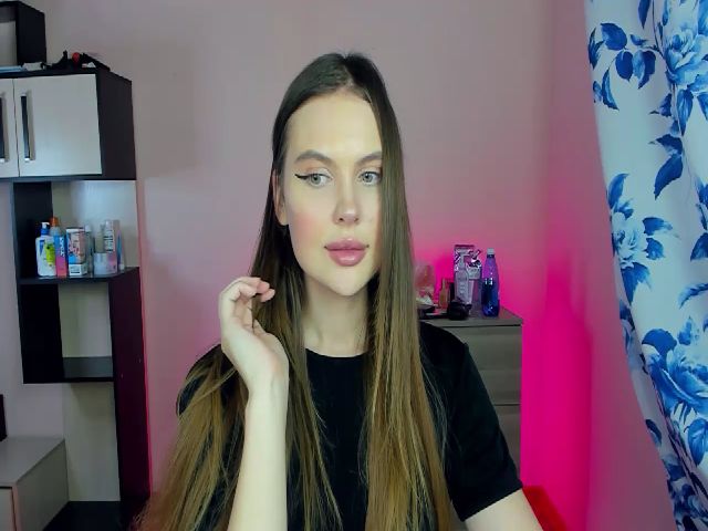 Live sex webcam photo for Daisymarly #266590800