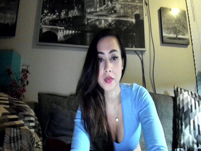 Live sex webcam photo for DOWNLOADS #266617672