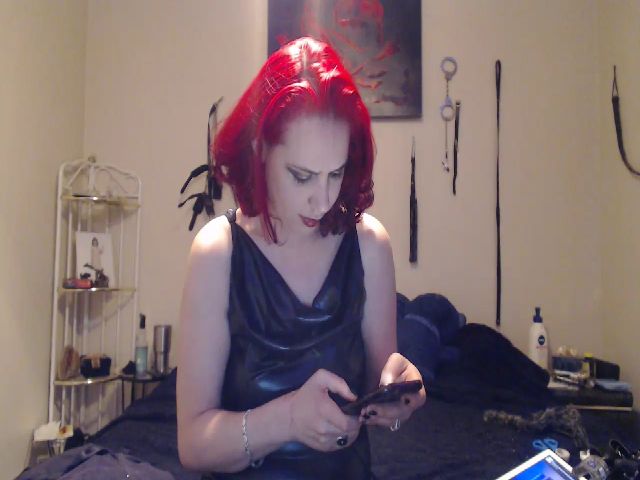 Live sex webcam photo for Misshavok1 #266658437