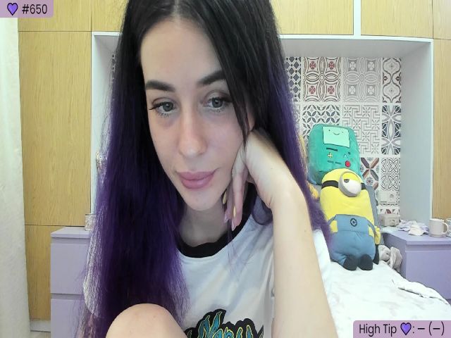 Live sex webcam photo for WeirdMe_ #266661665