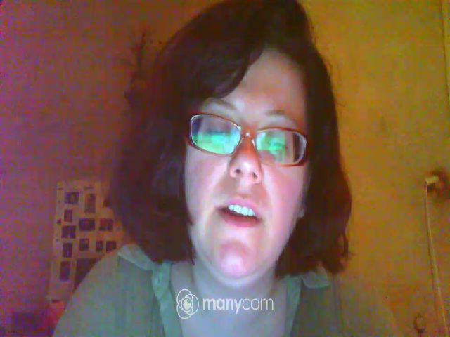 Live sex webcam photo for KittyMieuw #266892456