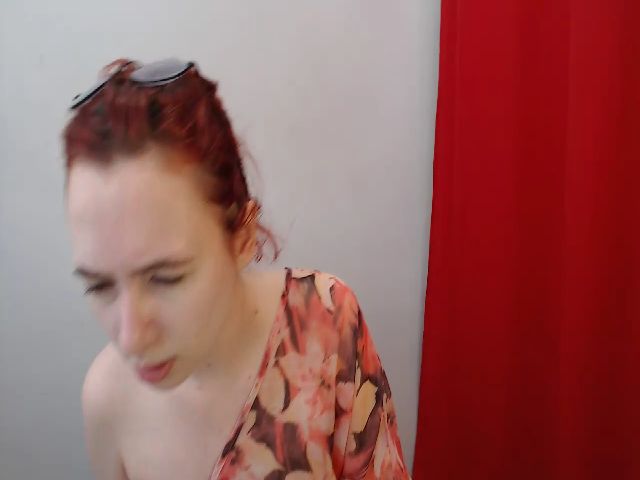 Live sex webcam photo for Mini_Diva #287886275