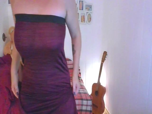 Live sex webcam photo for AliceMood #266727682