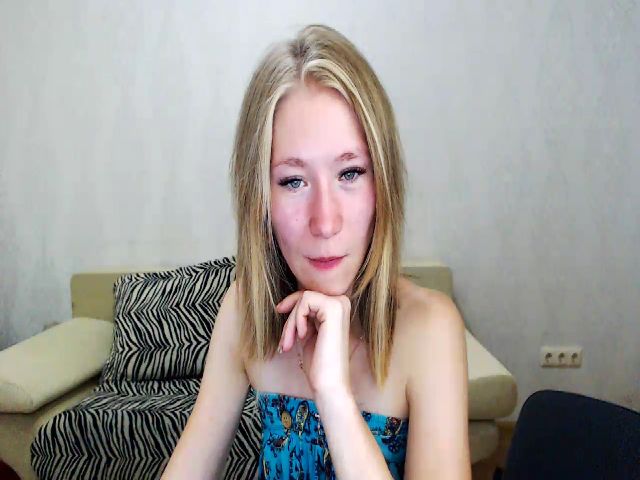 Live sex webcam photo for Airossa #266727722