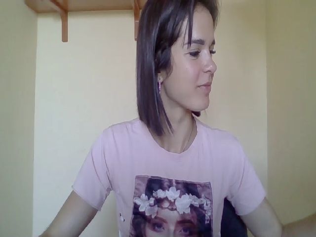 Live sex webcam photo for Lillian_N #266660098