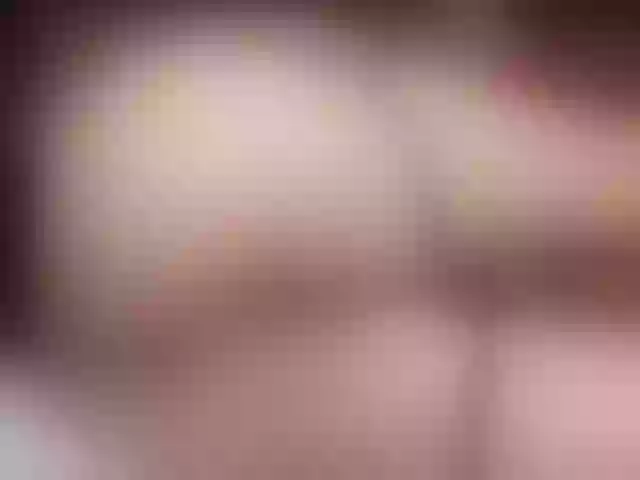 Live sex webcam photo for SophieSaenz #266821452