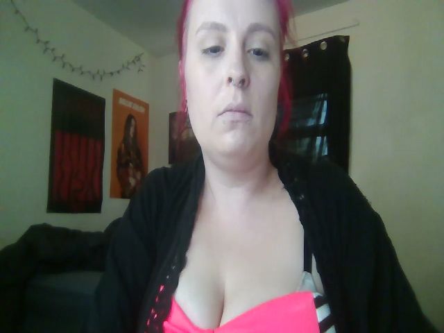 Live sex webcam photo for Weetziebabe #266756724