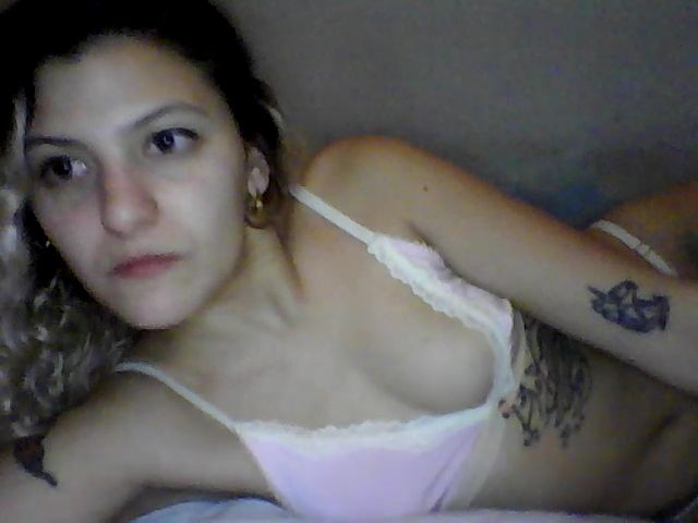 Live sex webcam photo for LenaRollins #266599326