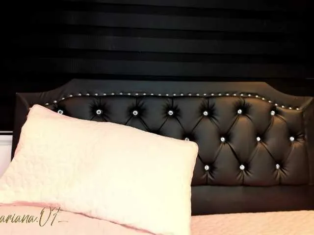 Live sex webcam photo for moana-cute #266939457
