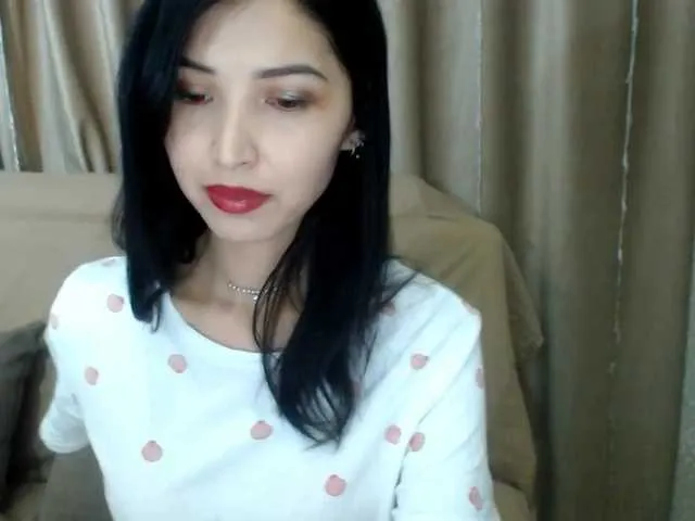 Live sex webcam photo for ShowMGO #267039207