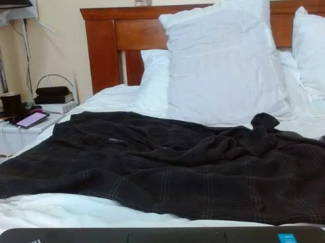 Live sex webcam photo for Sexxieebony20 #267123133