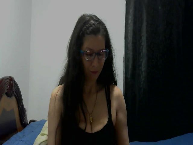 Live sex webcam photo for Latin__mature #267023895