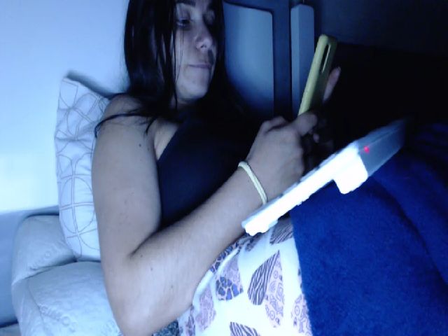 Live sex webcam photo for Joanne7 #267042279