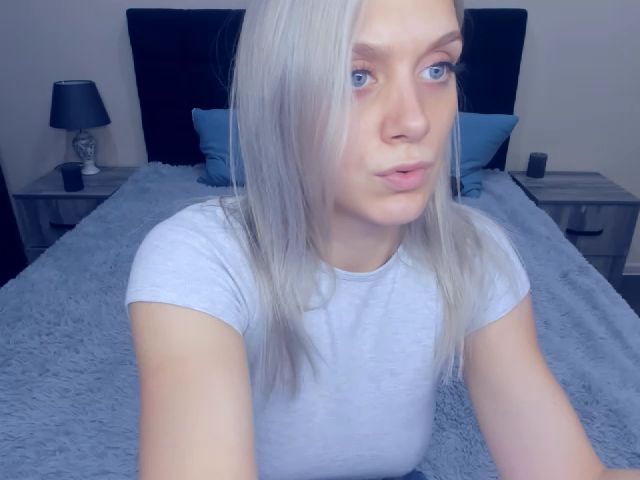 Live sex webcam photo for MeganKind #267105505