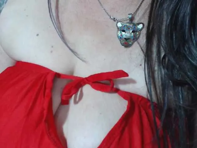 Live sex webcam photo for SaraCraft75 #267242275