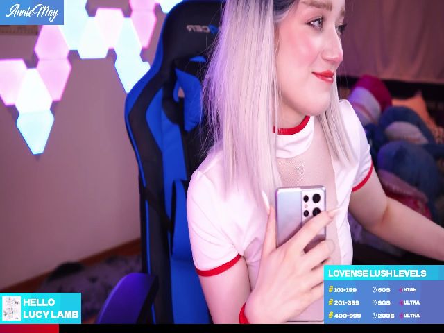 Live sex webcam photo for Annie_may_ #267204538