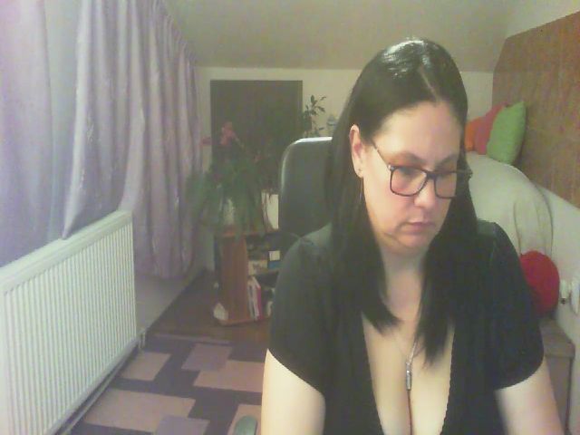 Live sex webcam photo for boosty4you #267299234