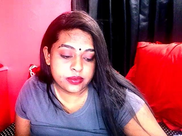 Live sex webcam photo for Indianstorm4u #266999229