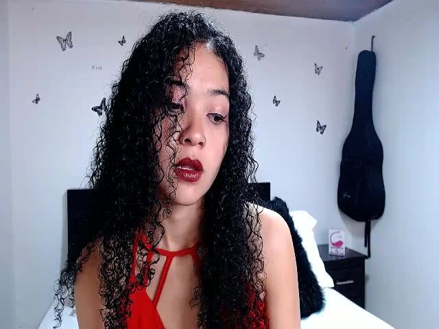 Live sex webcam photo for Courageuse #267281570
