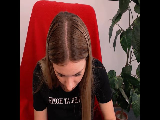 Live sex webcam photo for Lilly_Adams_ #267058970