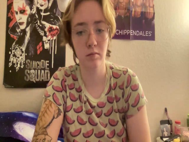 Live sex webcam photo for CandyBurger #267212474