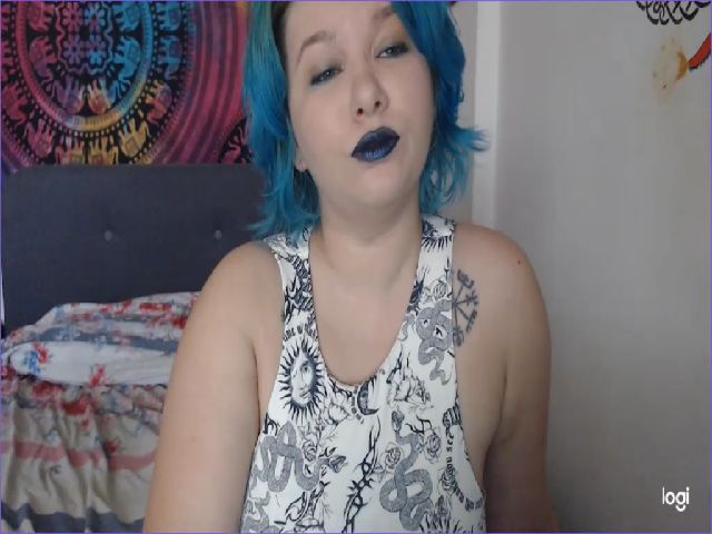 Live sex webcam photo for GoddessEmma #267088107