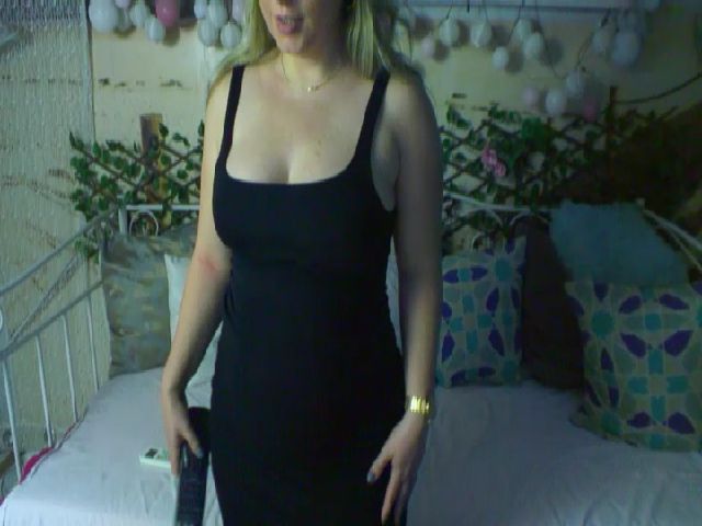 Live sex webcam photo for DeliceSmille #267255804