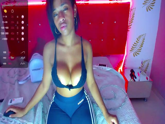 Live sex webcam photo for JadaFire1 #267230777