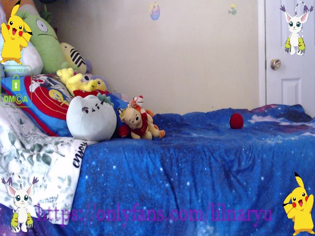 Live sex webcam photo for LilEmmy1999 #267273332