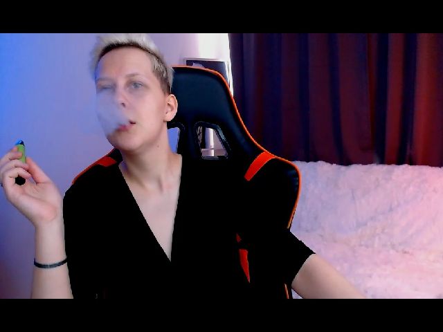 Live sex webcam photo for Oh_daisy #267108261