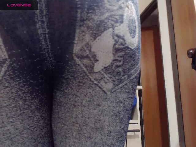 Live sex webcam photo for Meganhill_ #267217209