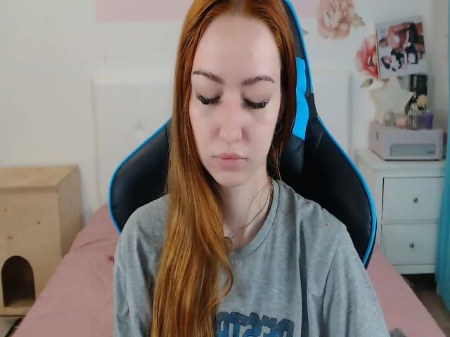 Live sex webcam photo for CassidyShine #267058635