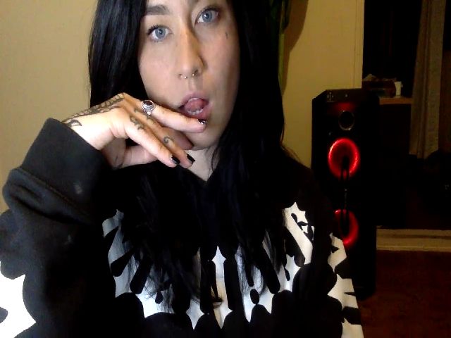 Live sex webcam photo for BillieFox_ #267087699