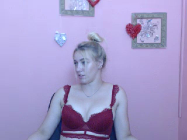 Live sex webcam photo for KetiLove_ #267220800