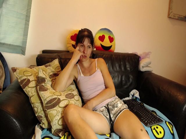 Live sex webcam photo for ASweetMaya #267213270