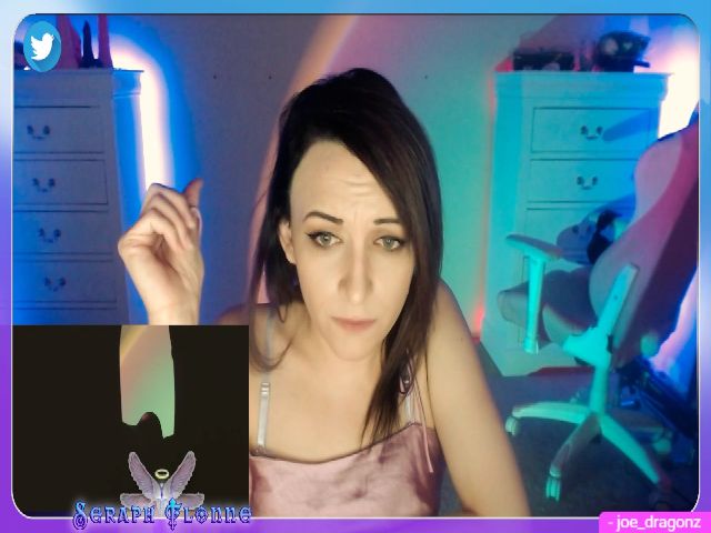 Live sex webcam photo for SeraphxFlonne #267112322