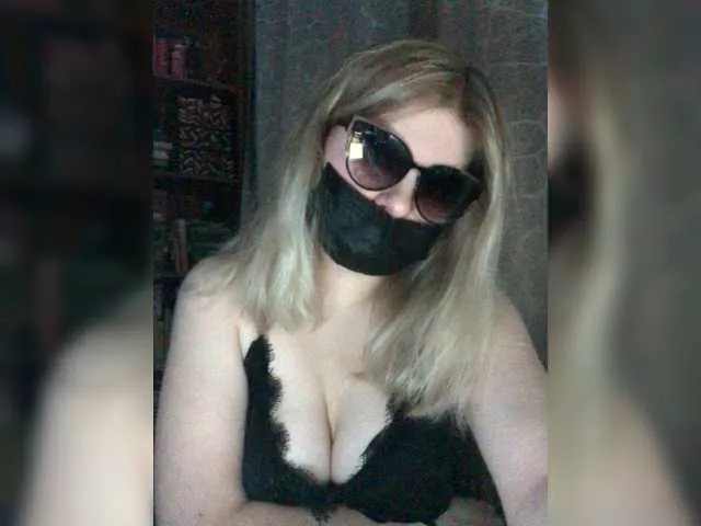 Live sex webcam photo for Irish8m #266936734
