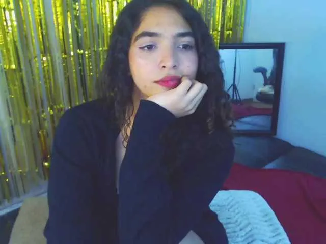 Live sex webcam photo for aria19xo #267037679