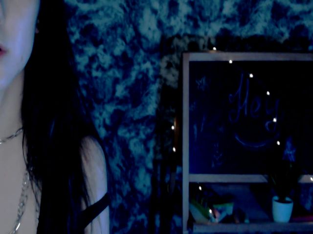 Live sex webcam photo for Meowny #267304687