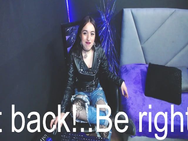 Live sex webcam photo for samantasmithh #267022809