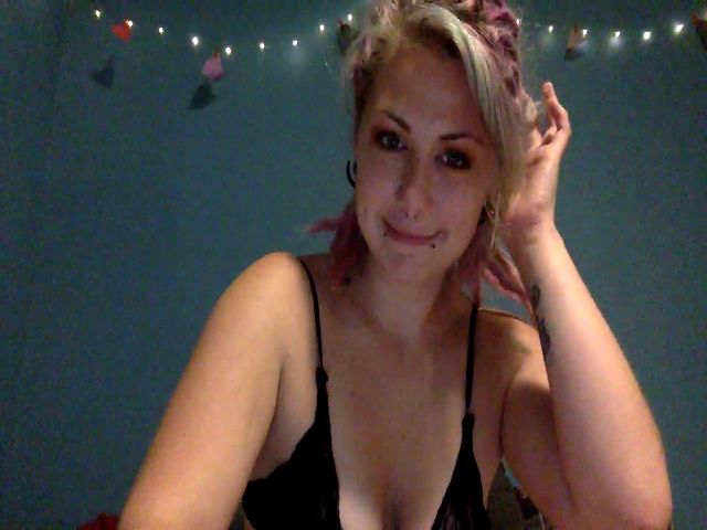 Live sex webcam photo for BreonnaThicc #267108320